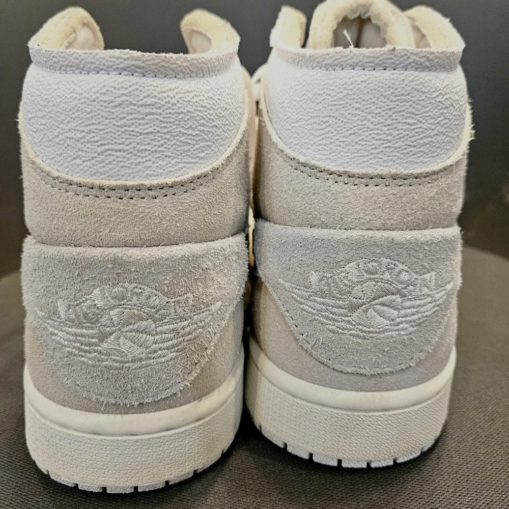 Nike Air Jordan 1 High OG DM9652‑120 Vachetta Tan Sail Orewood Inside Out Mens 9